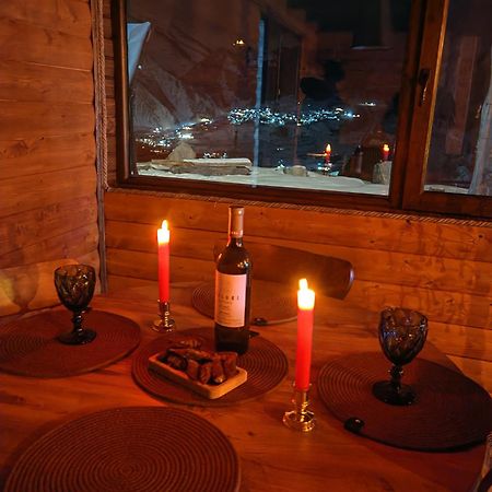 Alone Cottage Kazbegi Quarto foto